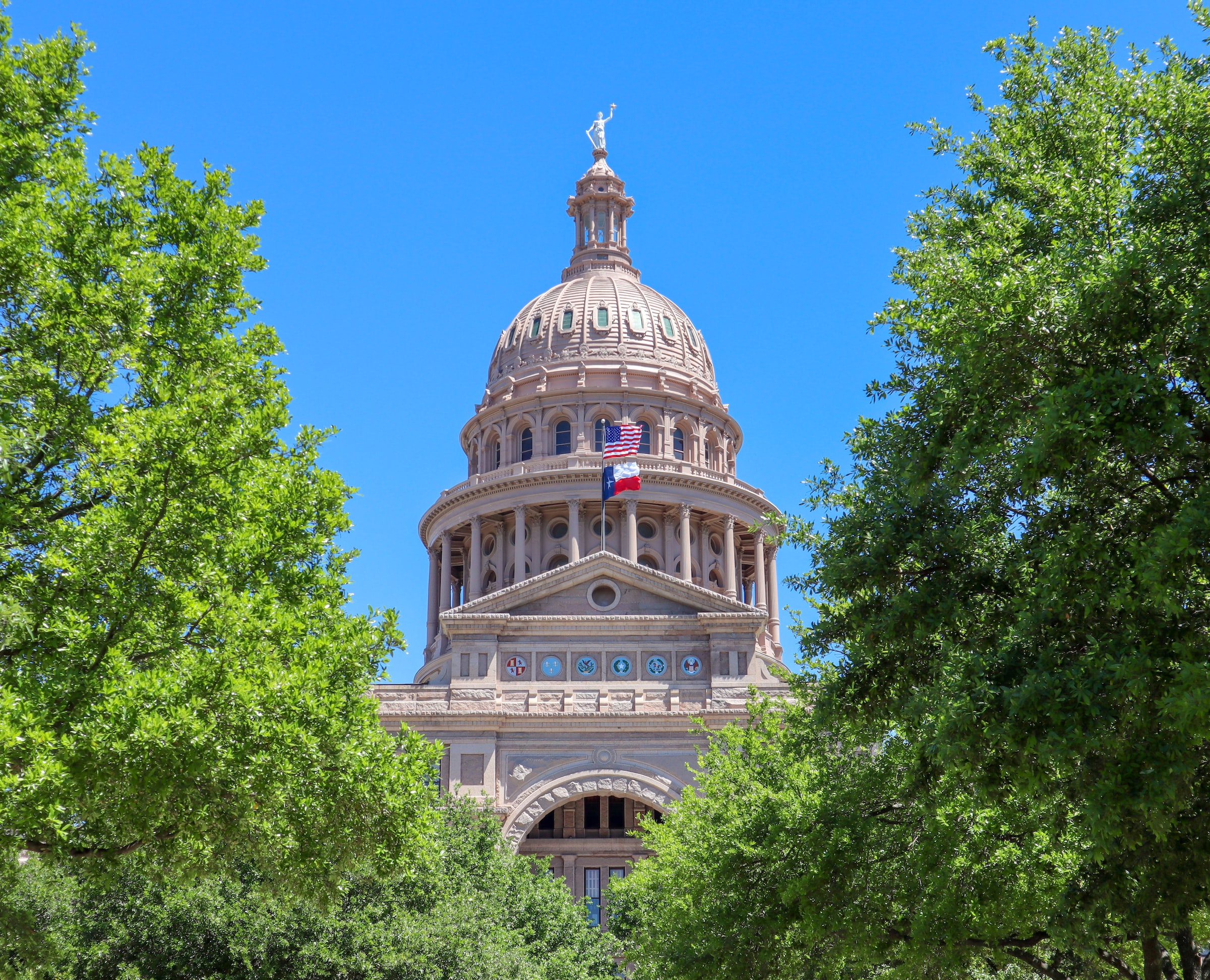 15 Facts about Latino Well-Being in Texas